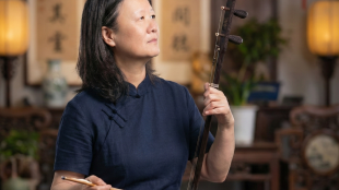 Storytelling Through The Erhu